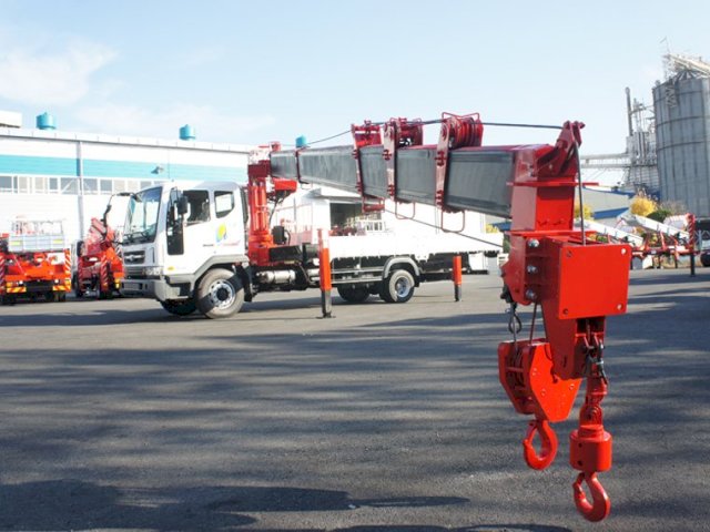 Фото №13: КМУ Horyong HRS 216