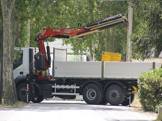 Фото №2: КМУ Fassi F175AC.0.24