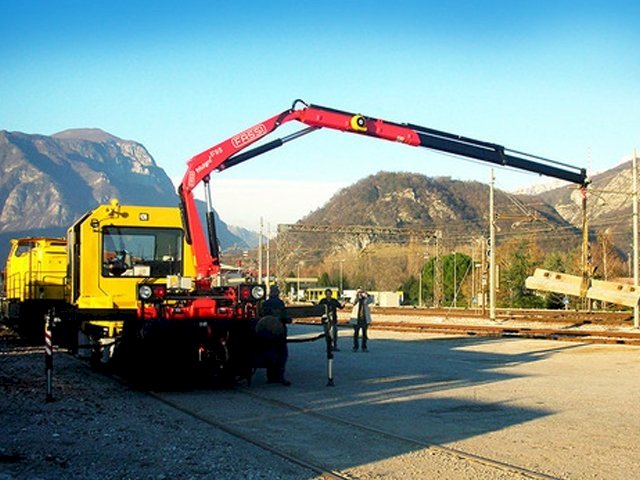 Фото №4: КМУ Fassi F95A.0.23