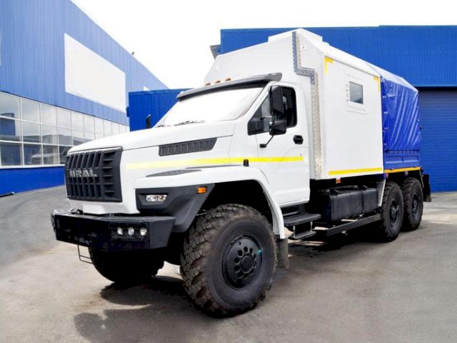 Фото №2: Грузопассажирский автобус Урал-NEXT 4320-6951-74Е5 с КМУ АНТ 7.5-2 – 6+2 места