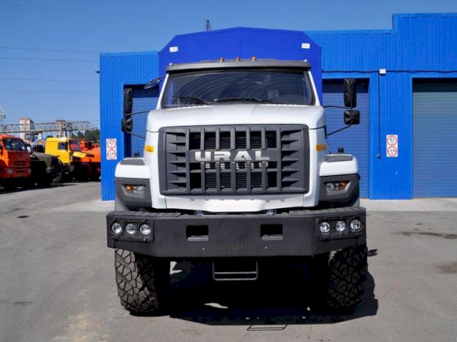 Фото №8: Грузопассажирский автобус Урал-NEXT 4320-6952-72Е5Г38 с КМУ ИМ-150 – 6+2 места