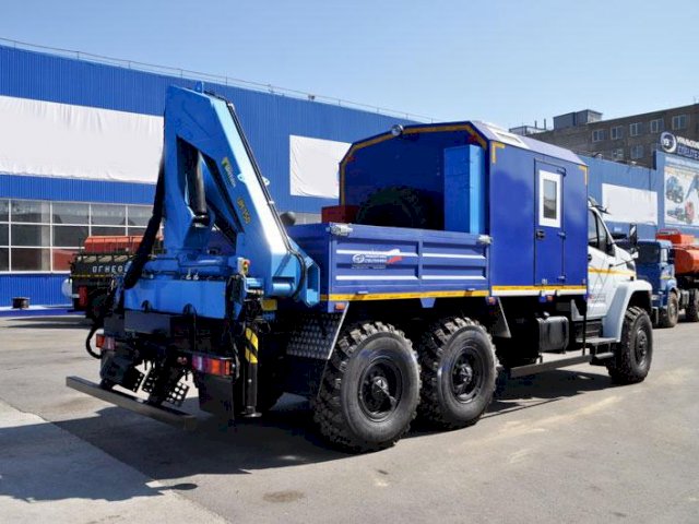 Фото №6: Грузопассажирский автобус Урал-NEXT 4320-6952-72Е5Г38 с КМУ ИМ-150 – 6+2 места