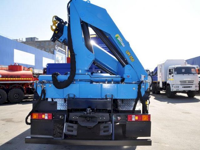 Фото №5: Грузопассажирский автобус Урал-NEXT 4320-6952-72Е5Г38 с КМУ ИМ-150 – 6+2 места