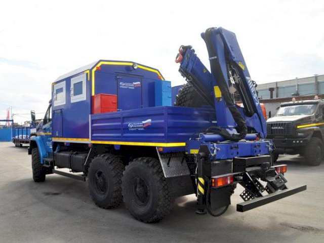 Фото №4: Грузопассажирский автобус Урал-NEXT 4320-6952-72Е5Г38 с КМУ АНТ 8.5-2 – 6+2 места