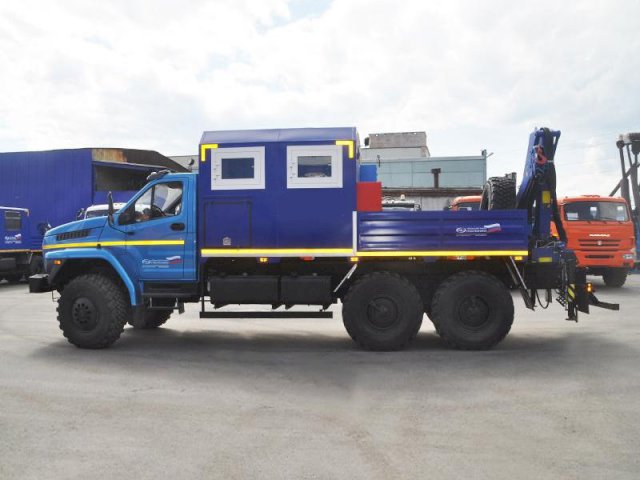 Фото №3: Грузопассажирский автобус Урал-NEXT 4320-6952-72Е5Г38 с КМУ АНТ 8.5-2 – 6+2 места