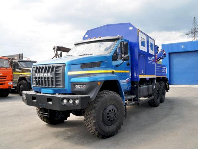 Фото №2: Грузопассажирский автобус Урал-NEXT 4320-6952-72Е5Г38 с КМУ АНТ 8.5-2 – 6+2 места