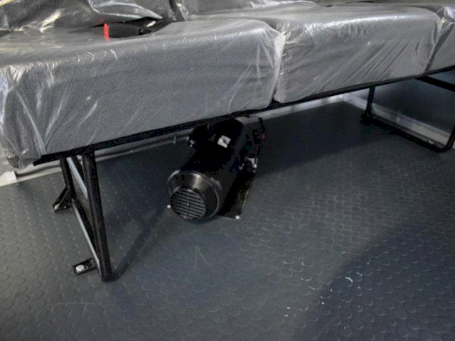 Фото №9: Грузопассажирский автобус Урал-NEXT 4320-6952-72Е5Г38 с КМУ АНТ 4.4-1 (024) – 6+2 места