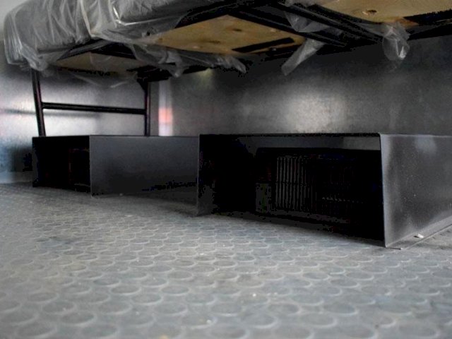 Фото №13: Грузопассажирский автобус КАМАЗ 43118-3011-50 с КМУ АНТ 1.8-2 – 6+2 места