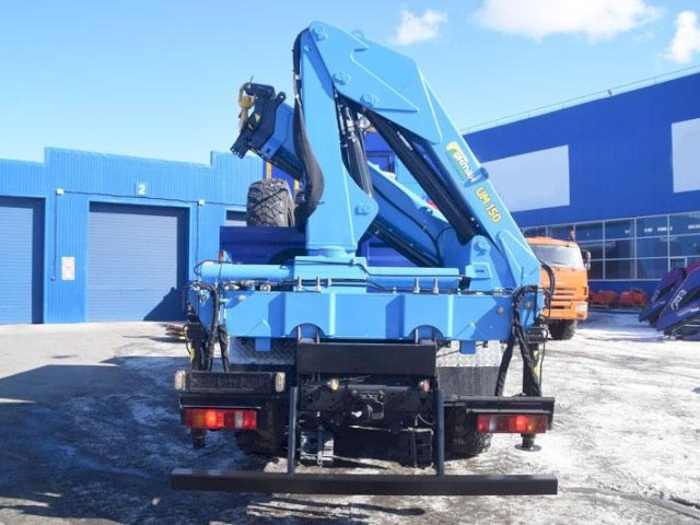 Фото №5: Грузопассажирский автобус КАМАЗ 43118-3027-50 с КМУ ИМ-150 – 6+2 места