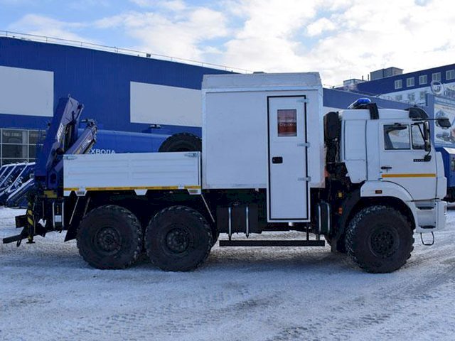 Фото №7: Грузопассажирский автобус КАМАЗ 43118-3027-50 с КМУ АНТ 8.5-2 (001) – 6+2 места