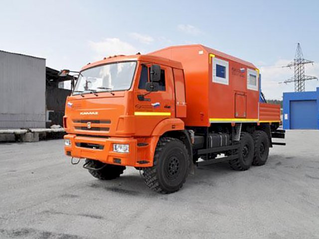 Фото №4: Грузопассажирский автобус КАМАЗ 43118-3017-50 с КМУ АНТ 1.8-2 – 6+2 места