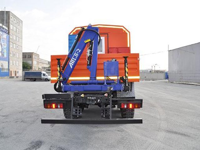 Фото №2: Грузопассажирский автобус КАМАЗ 43118-3017-50 с КМУ АНТ 1.8-2 – 6+2 места