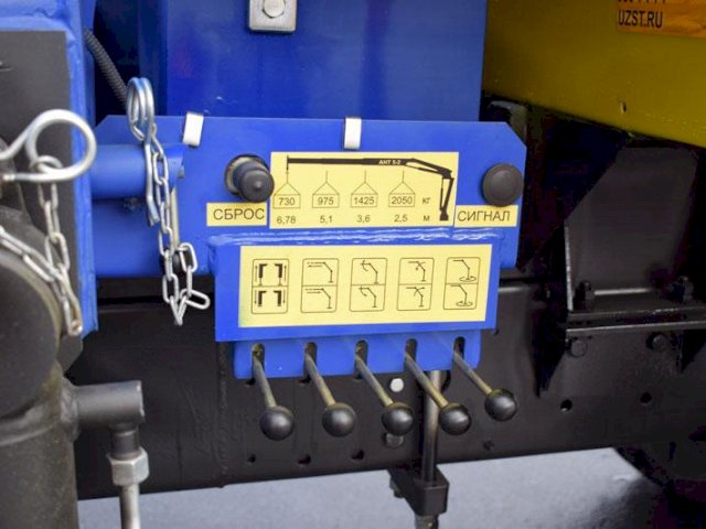 Фото №11: Грузопассажирский автобус КАМАЗ 43118-3011-50 с КМУ АНТ 5-2 (042) – 6+2 места