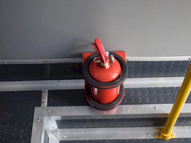 Фото №23: Грузопассажирский автобус Урал 4320-1912-72Е5 с КМУ АНТ 1.8-2 (002) – 10+2 места