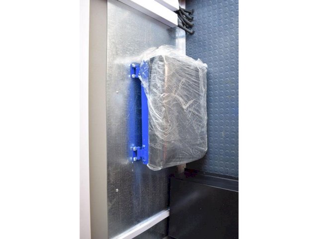 Фото №19: Передвижная маслостанция КАМАЗ 43118-3027-50 с КМУ АНТ 8.5-2 (032)