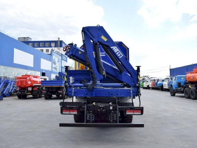 Фото №11: Передвижная маслостанция КАМАЗ 43118-3027-50 с КМУ АНТ 8.5-2 (032)