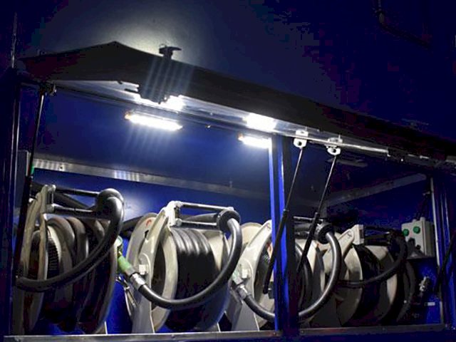 Фото №21: Передвижная маслостанция КАМАЗ 43118-3011-50 с КМУ ИМ-95 (003)