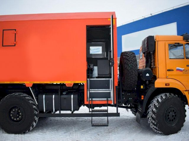 Фото №16: Передвижная маслостанция КАМАЗ 43118-3011-50 с КМУ АНТ 8.5-2 (971)