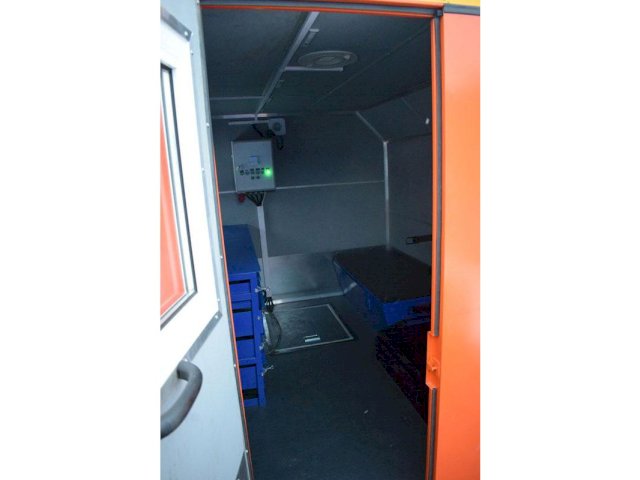 Фото №11: Передвижная маслостанция КАМАЗ 43118-3011-50 с КМУ АНТ 8.5-2 (971)