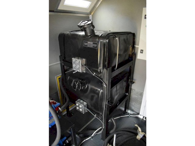 Фото №18: Передвижная маслостанция Урал 4320-4972-80Е5 с КМУ АНТ 12-2