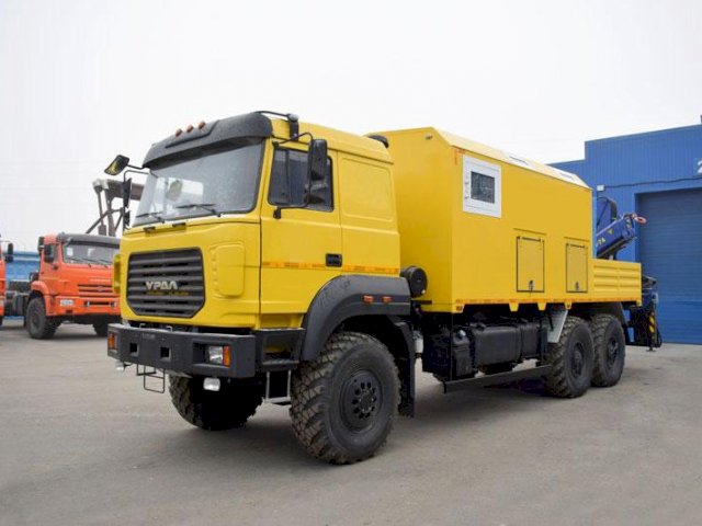 Фото №2: Передвижная маслостанция Урал 4320-4972-80Е5 с КМУ АНТ 12-2