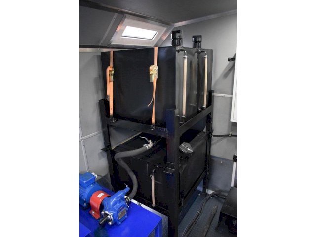 Фото №20: Передвижная маслостанция Урал 4320-1912-60Е5 с КМУ АНТ 12-2 (022)