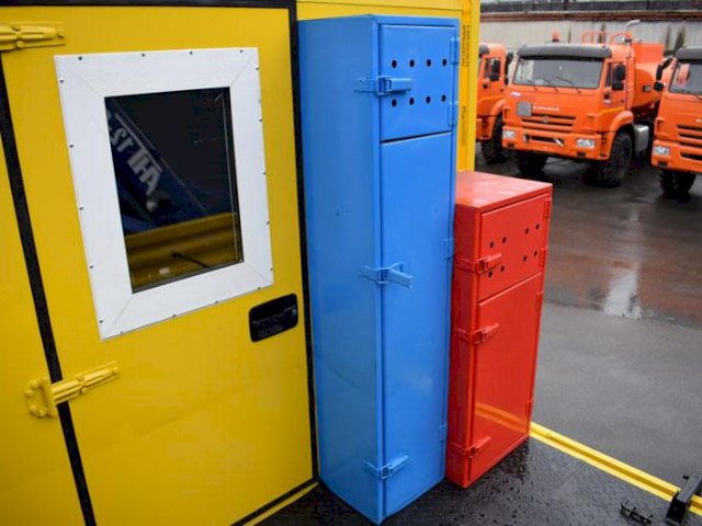 Фото №14: Передвижная маслостанция Урал 4320-1912-60Е5 с КМУ АНТ 12-2 (022)