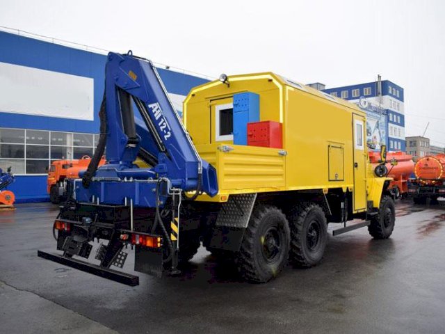 Фото №6: Передвижная маслостанция Урал 4320-1912-60Е5 с КМУ АНТ 12-2 (022)