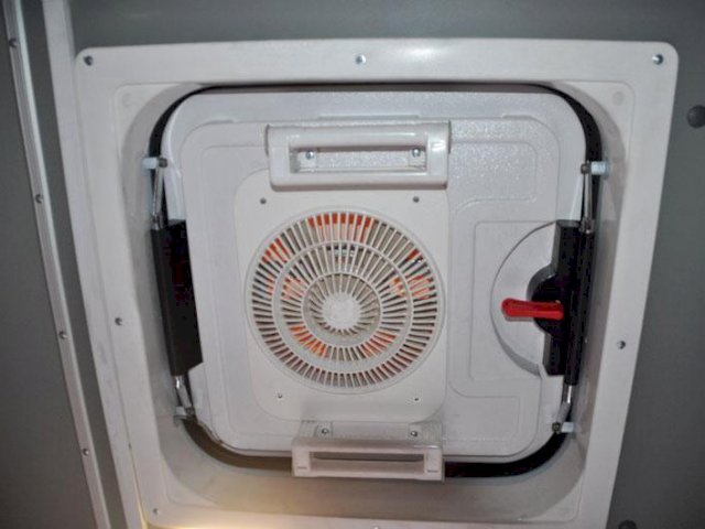 Фото №5: Передвижная мастерская КАМАЗ 43118-3086-50 с КМУ ИМ-95 (005, г-р EG-202)