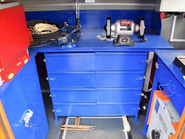 Фото №28: Передвижная мастерская КАМАЗ 43118-3059-46 с КМУ АНТ 4.4-1 (018, г-р EG-202)