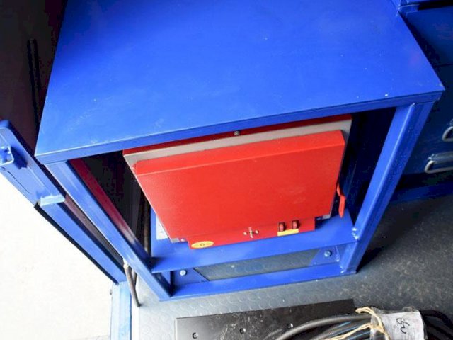 Фото №18: Передвижная мастерская КАМАЗ 43118-3027-50 с КМУ ИМ-150 (019, г-р EG-202)