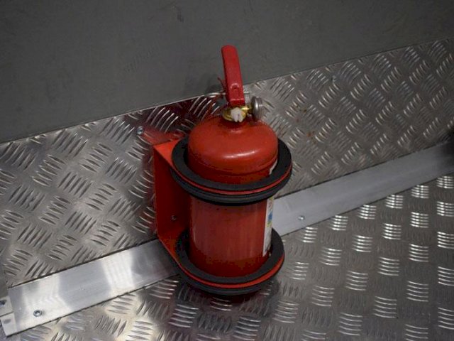 Фото №9: Передвижная мастерская КАМАЗ 43118-3017-50 с КМУ ИМ-100