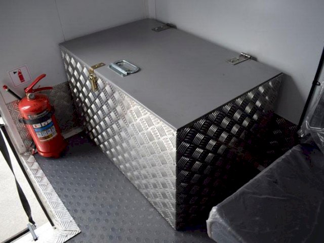 Фото №34: Передвижная мастерская КАМАЗ 43118-3027-50 с КМУ ИМ-95 (044, г-р EG-202)