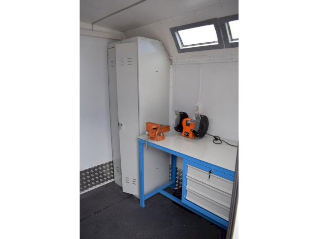 Фото №20: Передвижная мастерская КАМАЗ 43118-3027-50 с КМУ ИМ-95 (044, г-р EG-202)