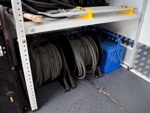 Фото №15: Передвижная мастерская КАМАЗ 43118-3027-50 с КМУ ИМ-95 (044, г-р EG-202)