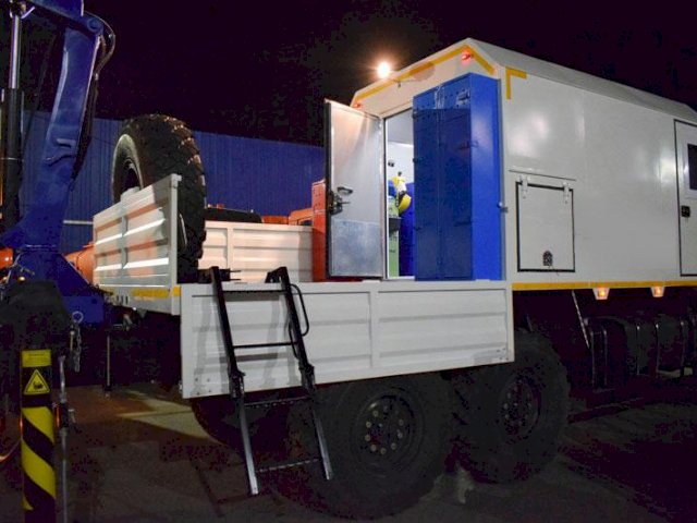 Фото №29: Передвижная мастерская КАМАЗ 43118-3027-50 с КМУ АНТ 8.5-2 (043, г-р EG-202, сертифицированная люлька)