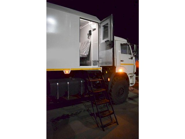 Фото №23: Передвижная мастерская КАМАЗ 43118-3027-50 с КМУ АНТ 8.5-2 (043, г-р EG-202, сертифицированная люлька)