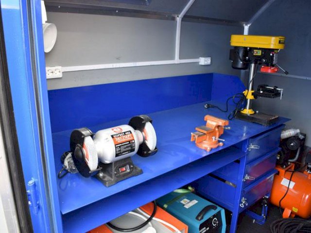 Фото №19: Передвижная мастерская КАМАЗ 43118-3027-50 с КМУ АНТ 7.5-2 (038, г-р EG-202)