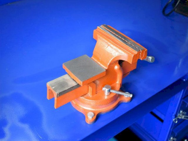 Фото №17: Передвижная мастерская КАМАЗ 43118-3027-50 с КМУ АНТ 7.5-2 (038, г-р EG-202)