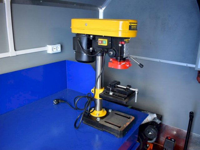 Фото №16: Передвижная мастерская КАМАЗ 43118-3027-50 с КМУ АНТ 7.5-2 (038, г-р EG-202)