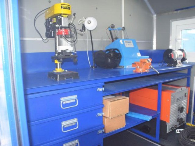 Фото №21: Передвижная мастерская КАМАЗ 43118-3027-50 с КМУ АНТ 4.4-1 (011, г-р ГБС-38)