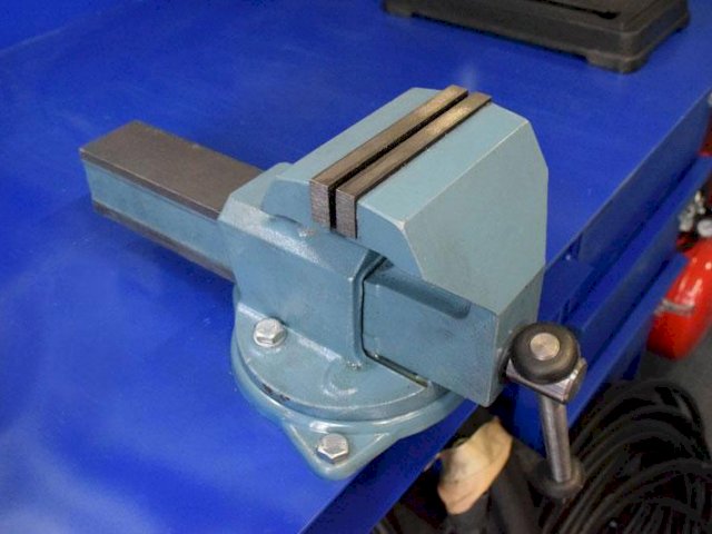 Фото №21: Передвижная мастерская КАМАЗ 43118-3017-50 с КМУ АНТ 7.5-2 (050, г-р EG-202)