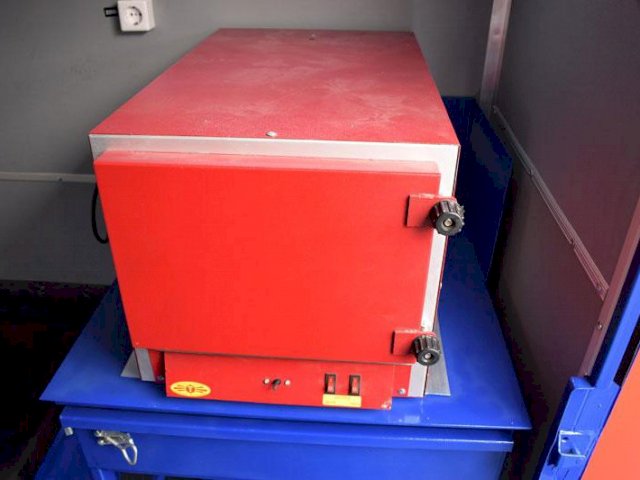 Фото №14: Передвижная мастерская Урал 4320-4972-82Е5 с КМУ АНТ 4.4-1 (034, г-р EG-202)