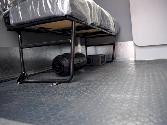 Фото №13: Передвижная мастерская Урал 4320-4972-82Е5 с КМУ АНТ 4.4-1 (034, г-р EG-202)