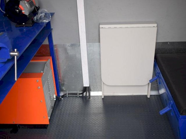 Фото №12: Передвижная мастерская Урал 4320-4972-82Е5 с КМУ АНТ 4.4-1 (034, г-р EG-202)