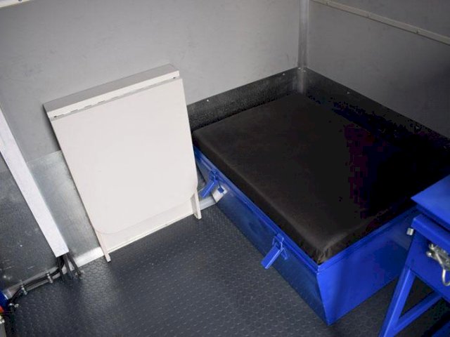 Фото №10: Передвижная мастерская Урал 4320-4972-82Е5 с КМУ АНТ 4.4-1 (034, г-р EG-202)