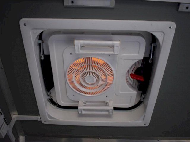 Фото №12: Передвижная мастерская Урал 4320-1912-60Е5 с КМУ АНТ 5-2 (035)