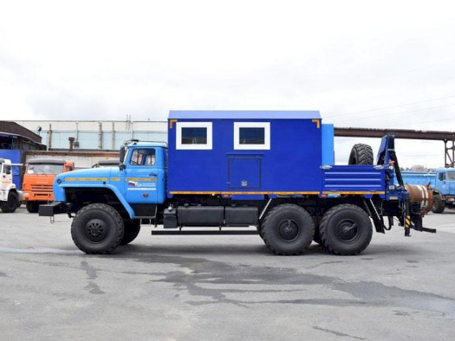 Фото №3: Передвижная мастерская Урал 4320-1912-60Е5 с КМУ АНТ 5-2 (035)