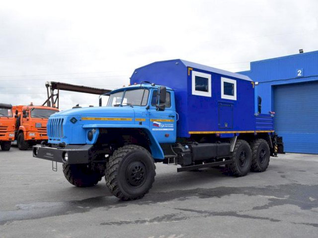 Фото №2: Передвижная мастерская Урал 4320-1912-60Е5 с КМУ АНТ 5-2 (035)