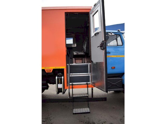 Фото №16: Передвижная мастерская Урал 4320-1912-60Е5 с КМУ АНТ 8.5-2 (023, генератор EG-202)